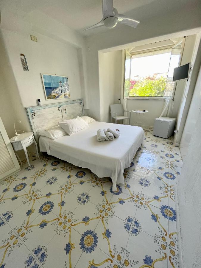 La Bicocca Di Annavi Bed & Breakfast Forio  Luaran gambar