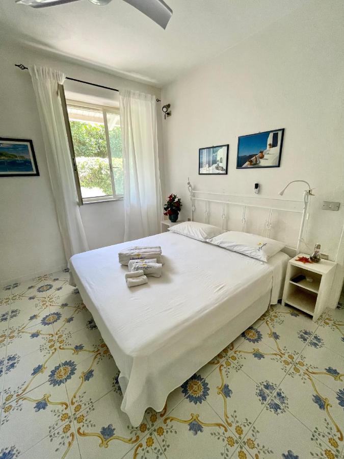 La Bicocca Di Annavi Bed & Breakfast Forio  Luaran gambar